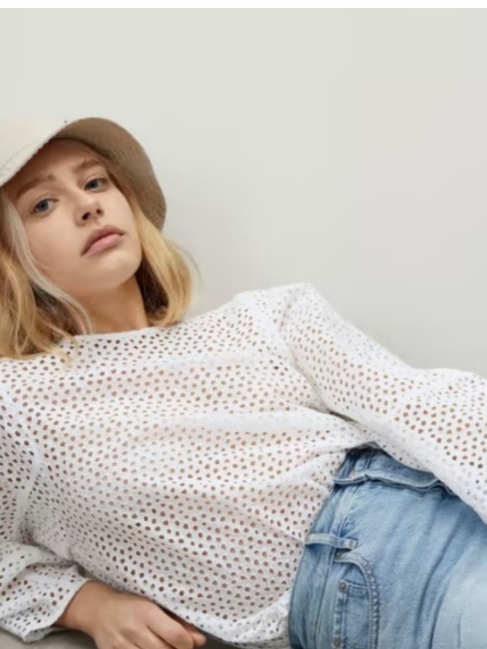 🆕EVERLANE The Eyelet Lantern Sleeve Top